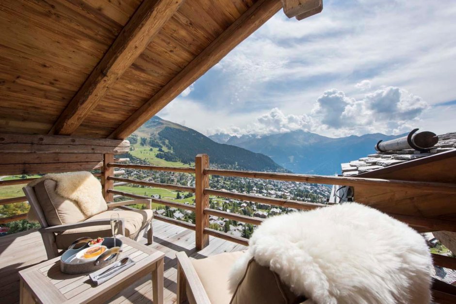 Цумтор дом в горах