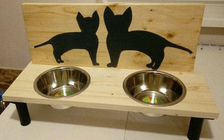 Подставка под миски для кошек