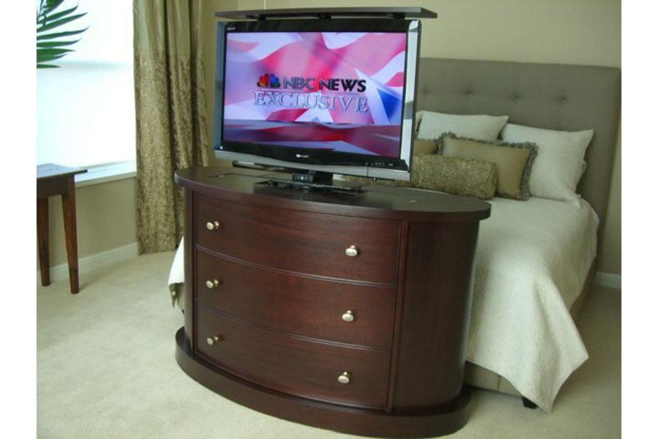 Выезжающий телевизор из тумбы