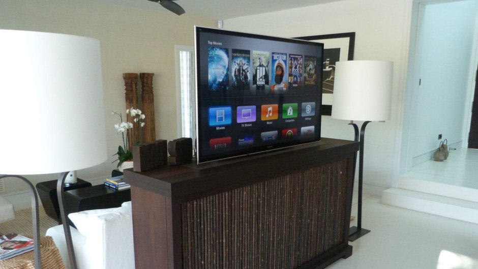 Комод с выдвижным телевизором