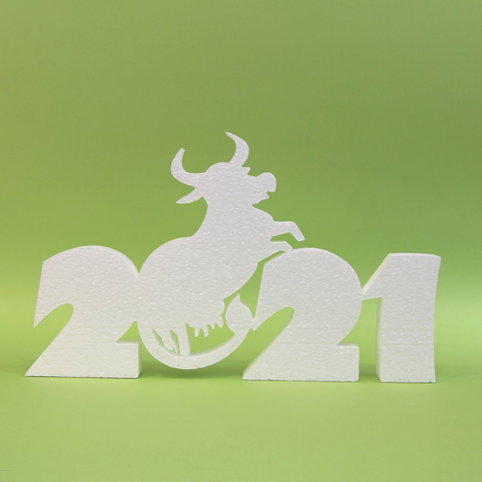 Фигура орла из пенопласта