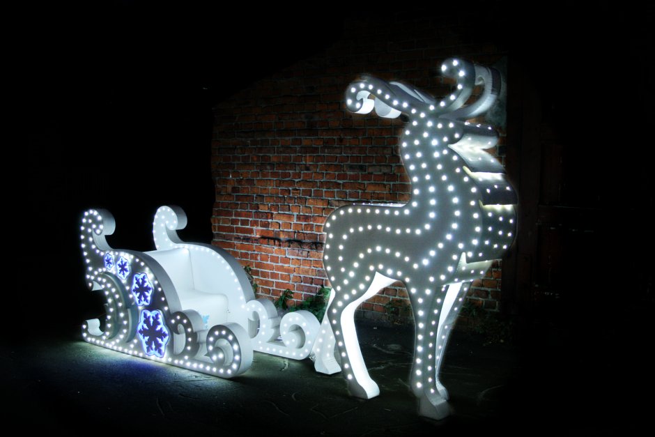 Новогодние украшения из потолочной плитки