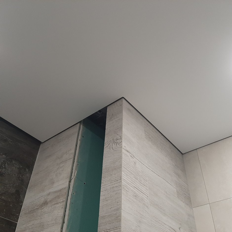 Потолок с теневым профилем