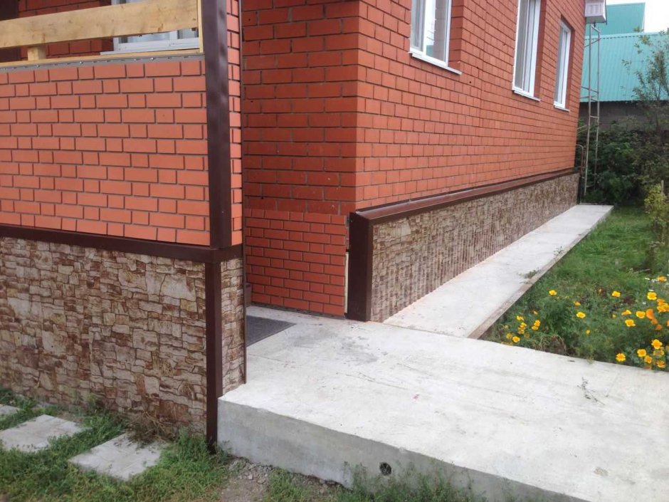 Обшивка цоколя МЕТАЛЛПРОФИЛЬ