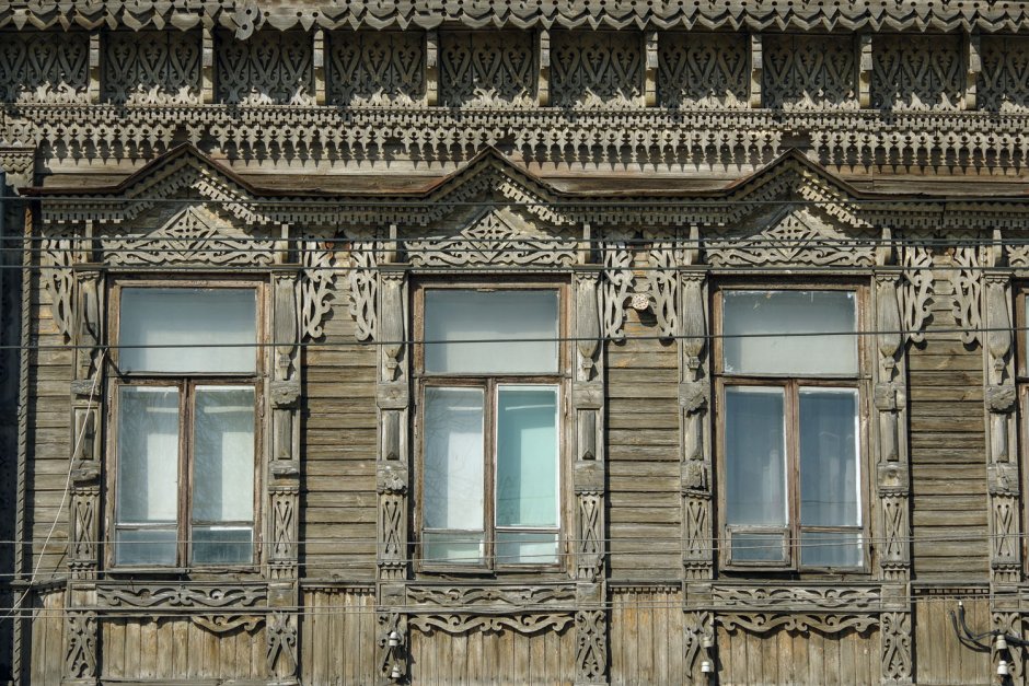 Крыльцо из бревна к дому