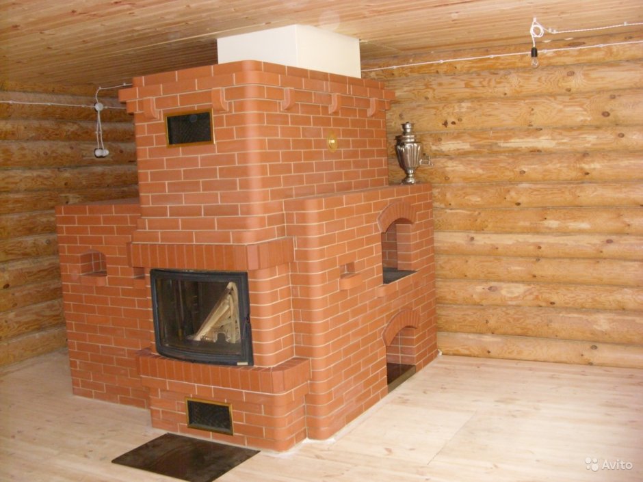 Русская печь с камином и лежанкой