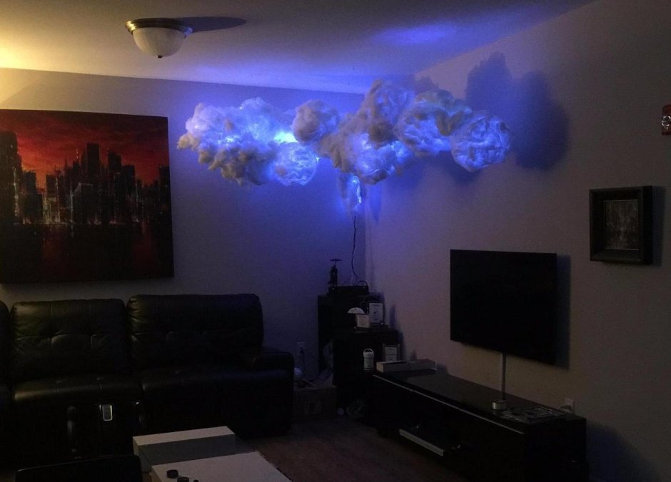 Светящиеся облака в комнате