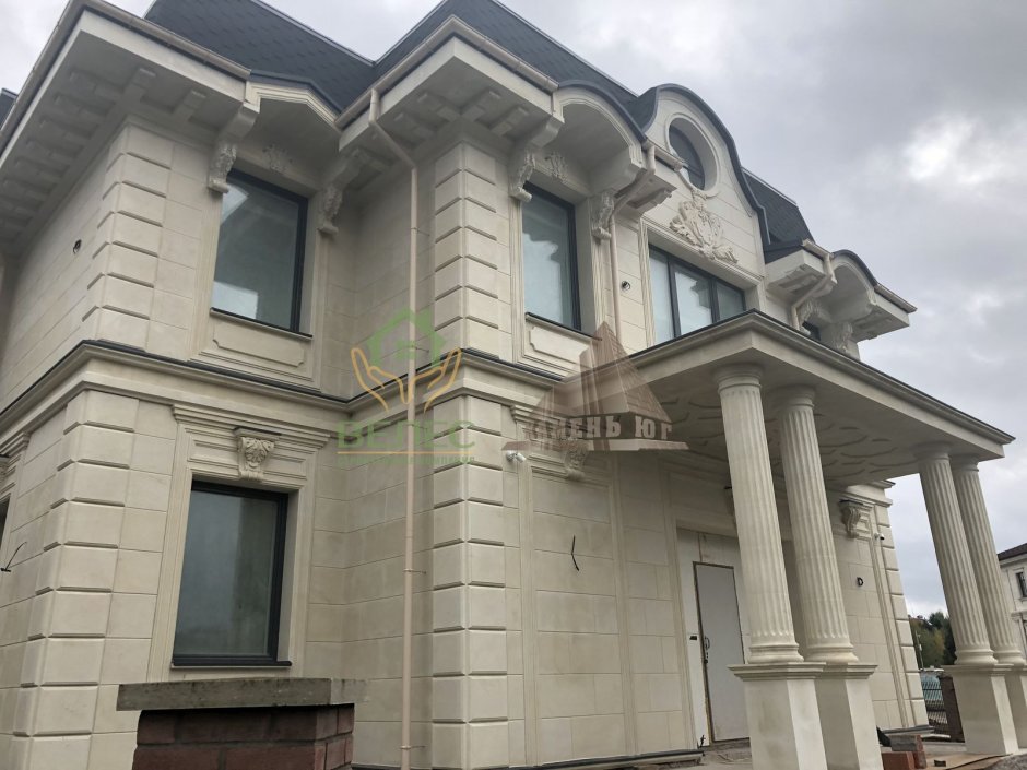 Пилястры Дагестанский камень