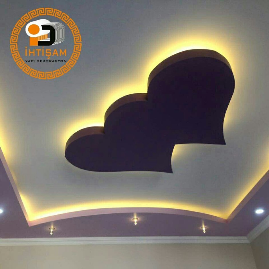 Подвесные потолки из гипсокартона в спальне