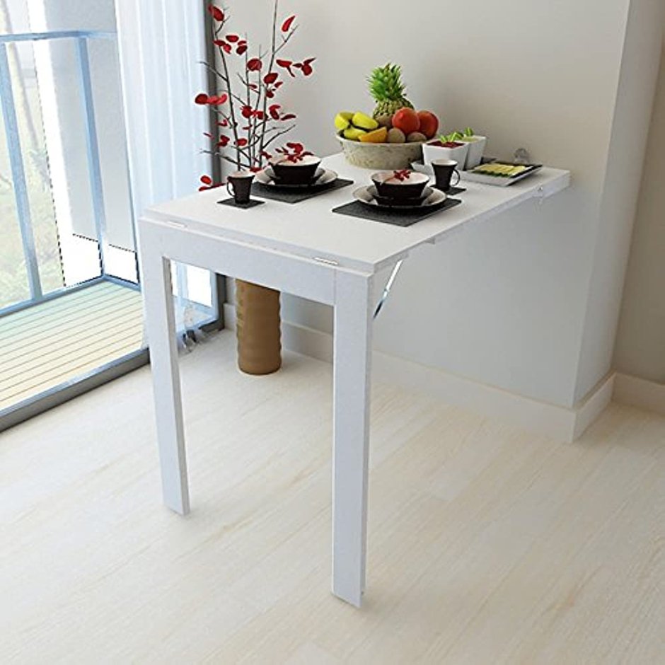 Кухонный стол с деревянными ножками