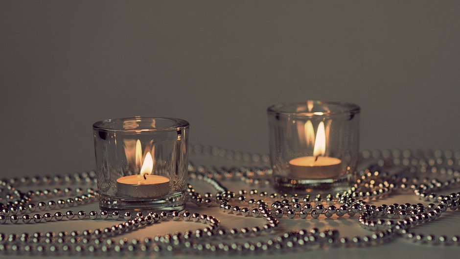 Декоративная свеча в стекле