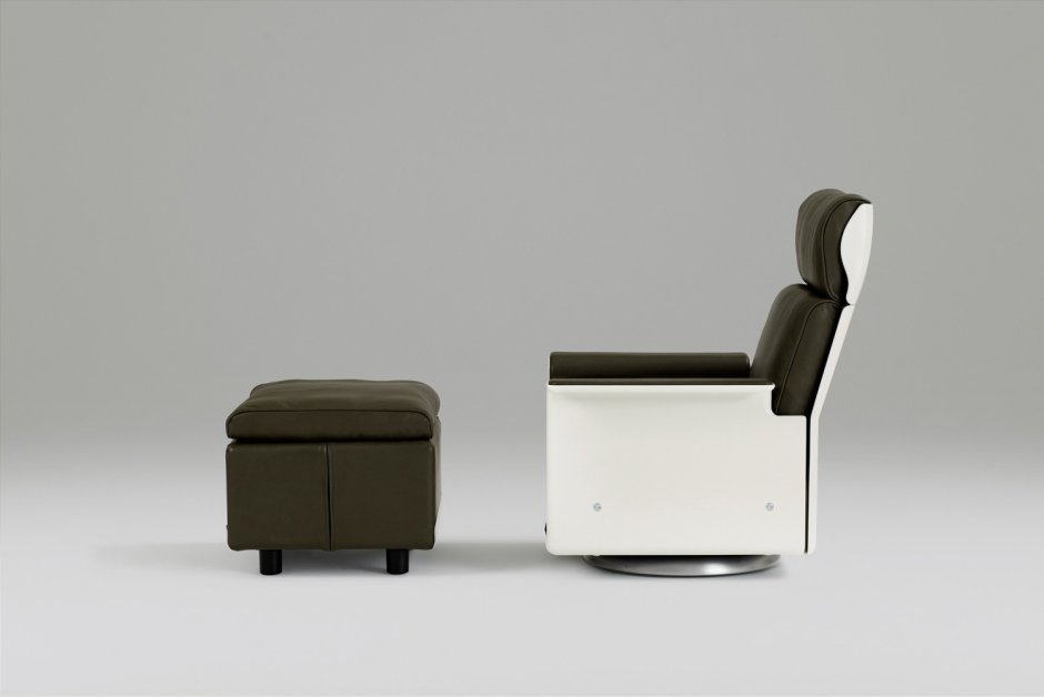 Дизайнерское кресло в стиле арт деко