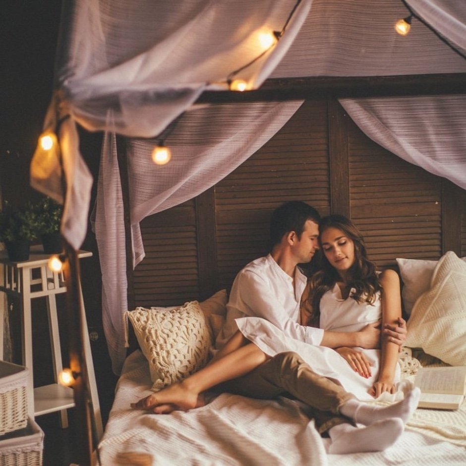 Романтическая кровать