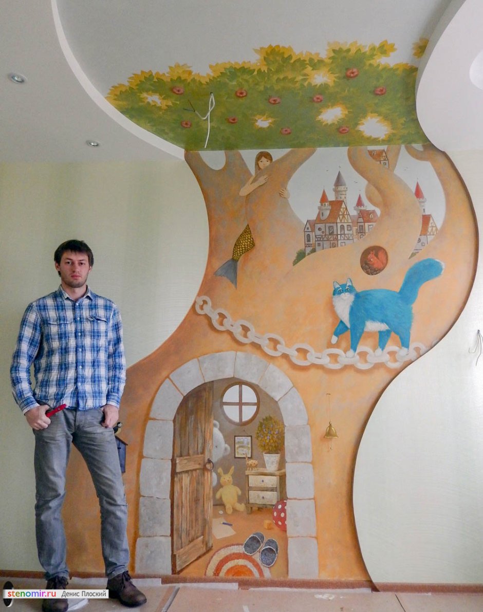 Дерево нарисованное в углу комнаты