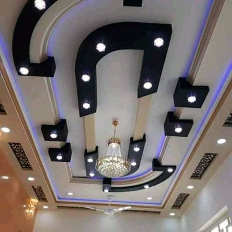 Фигурный потолок для комнаты