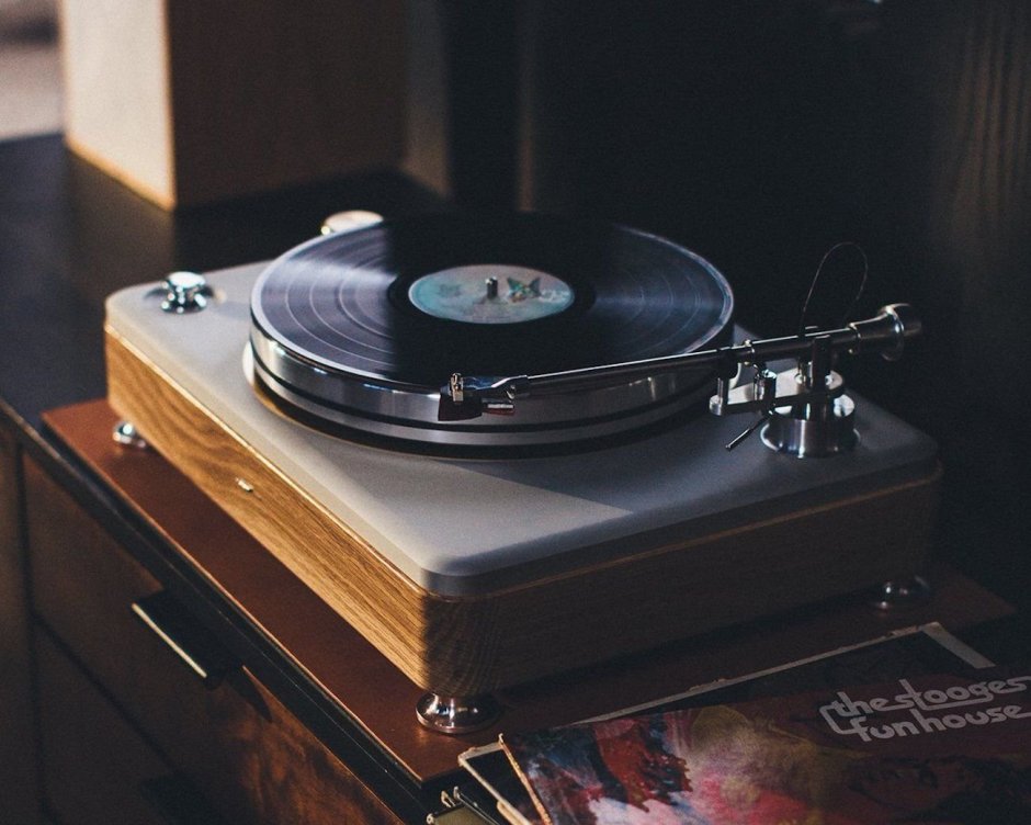 Эстетика пластинок проигрыватель виниловых AC/DC