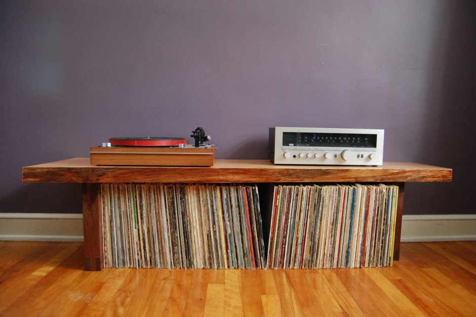 Полка для винила