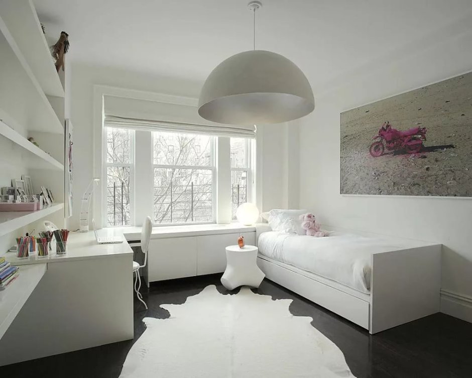 Комната для подростка в белом цвете