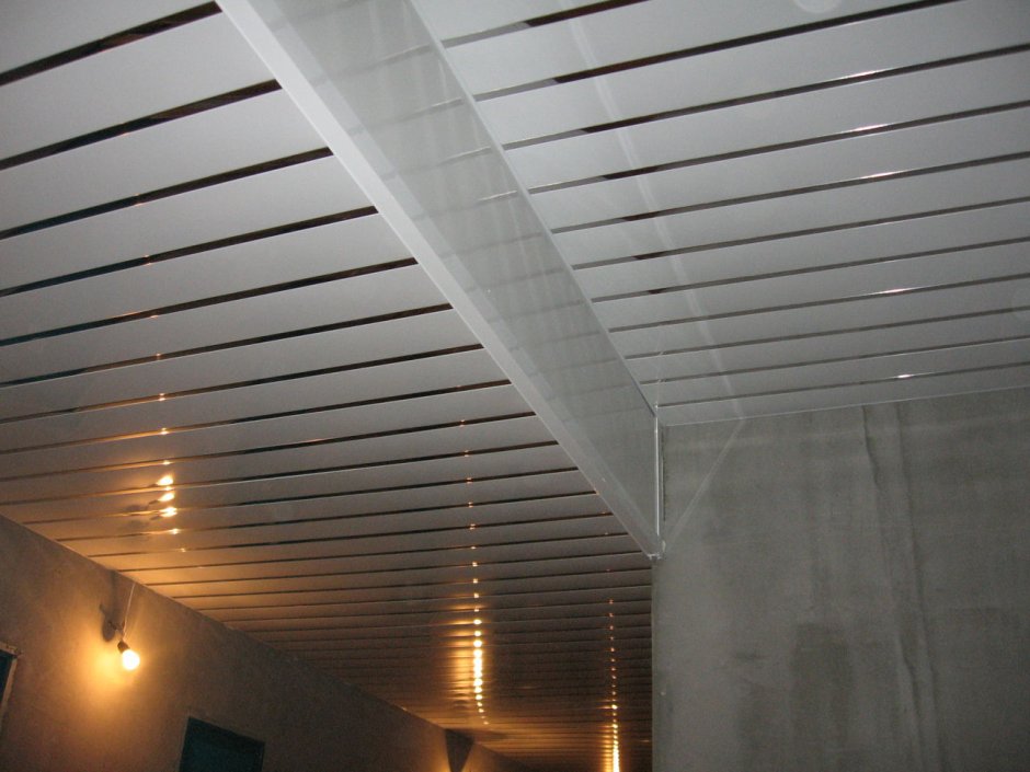 Реечный потолок 85 мм