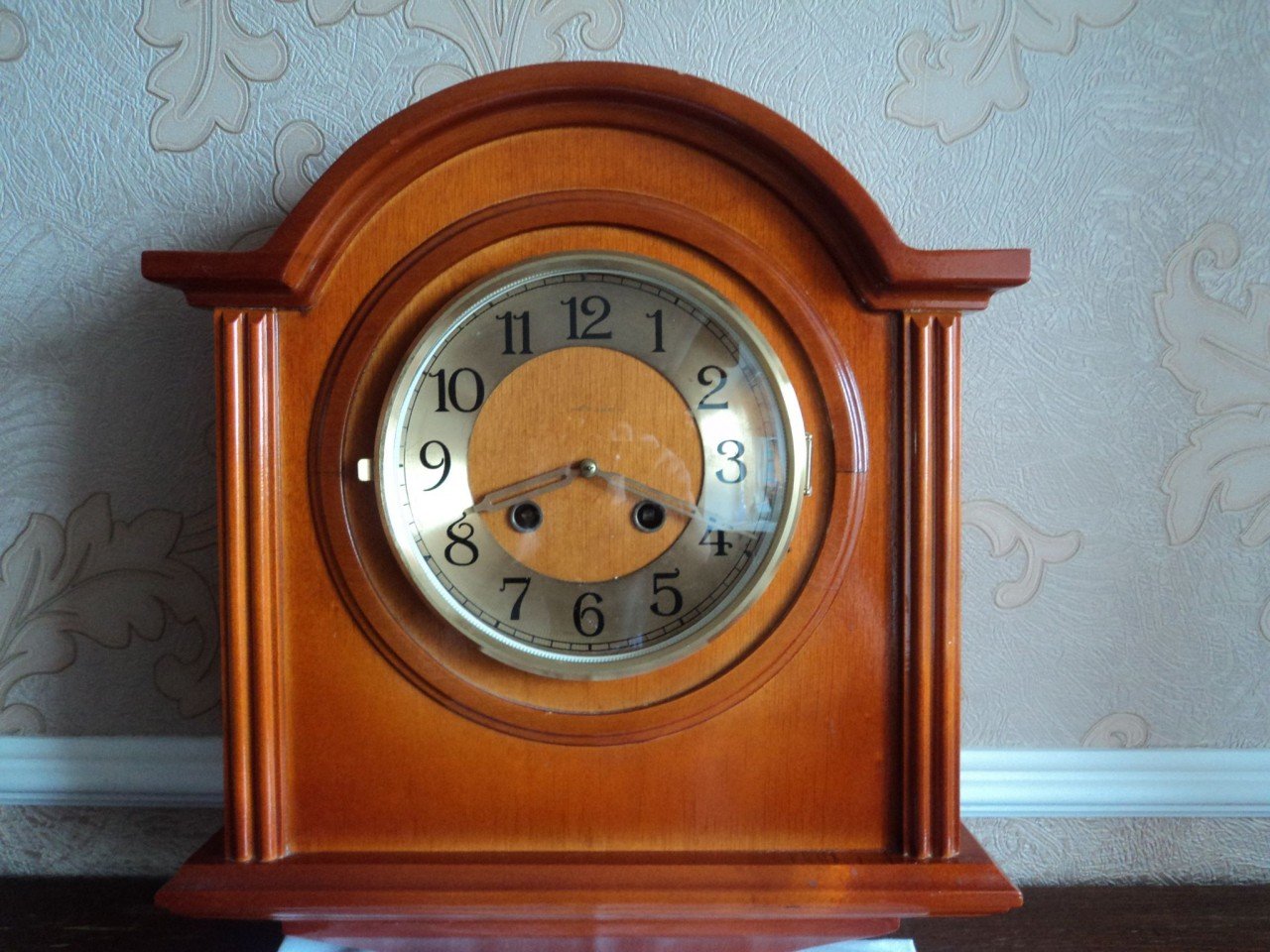 Настенных и настольных часов. Настенные часы Elcano sp3338 с боем. Советские настенные часы. Советские настольные часы. Советские часы с боем.