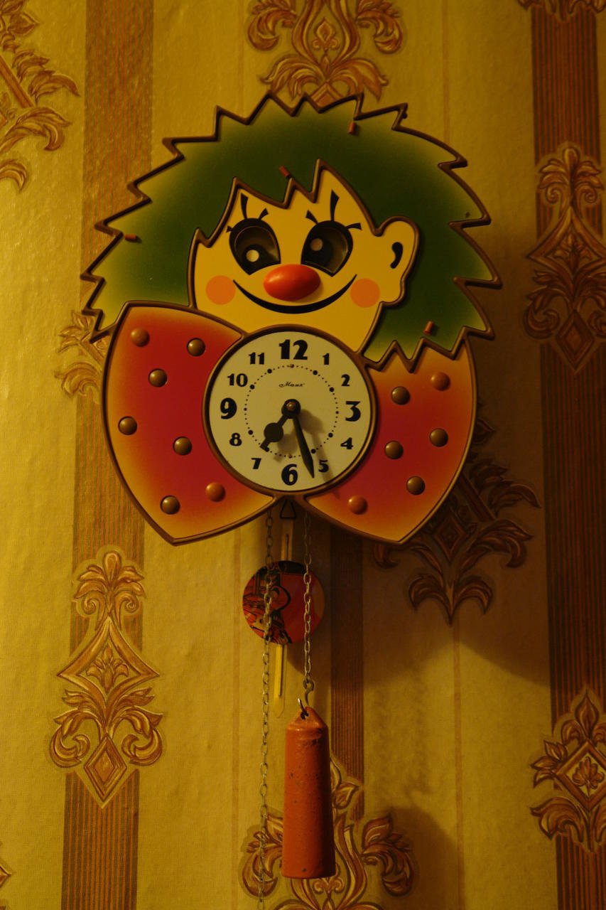 Часы ходики клоун