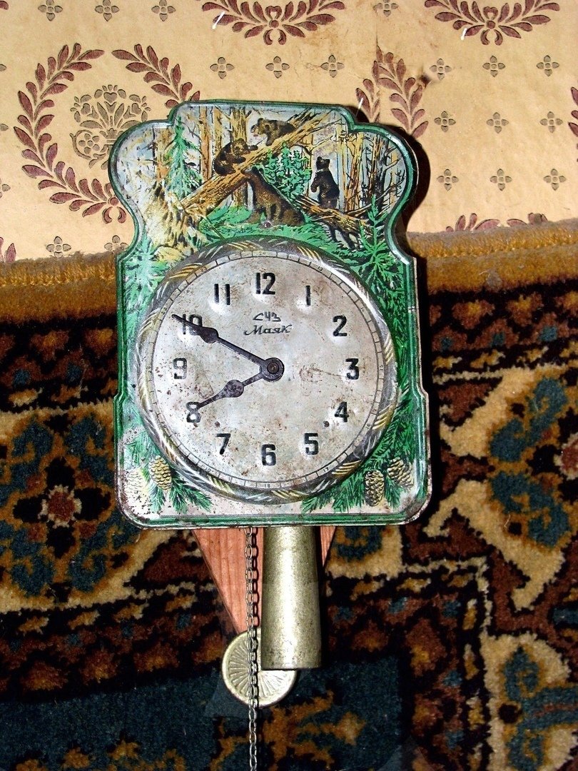 Старые бабушкины часы
