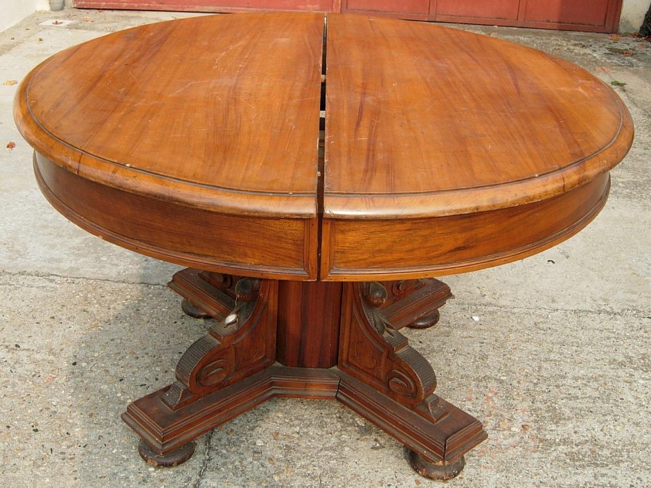 Старый круглый стол раскладной