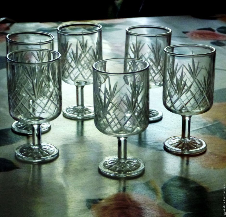 Советские бокалы из стекла