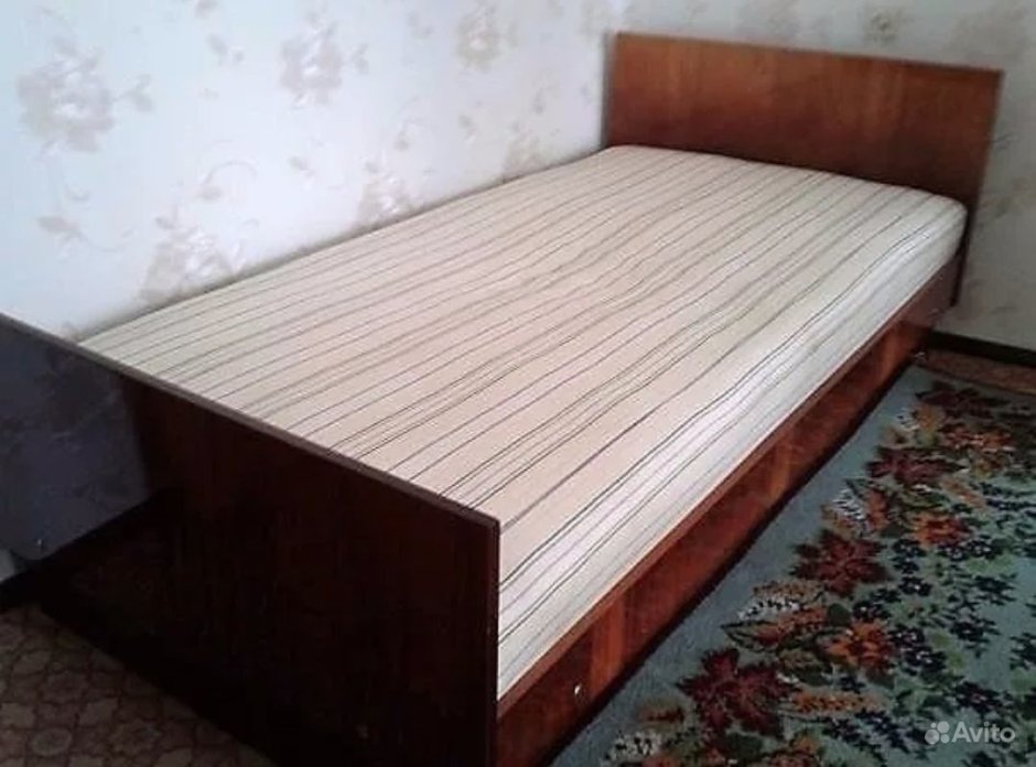 Кровать СССР деревянная