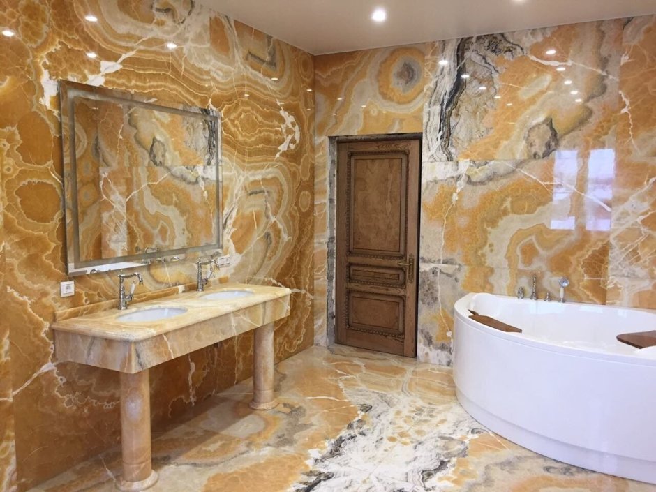 Камень Оникс на стену ванной