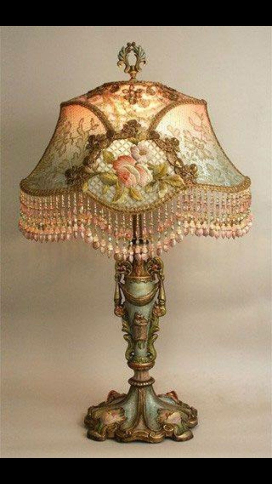 Настольные лампы викторианской эпохи