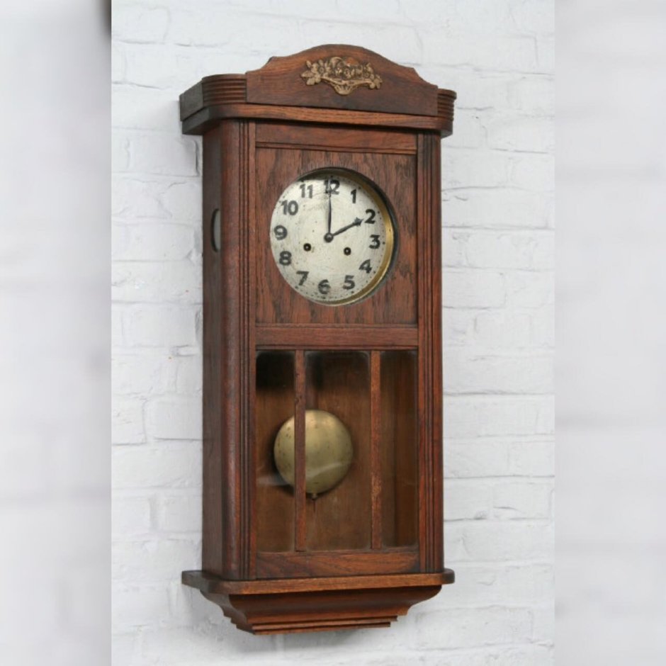 Часы 1905 год настенные арт-деко Гелиос корпус орех
