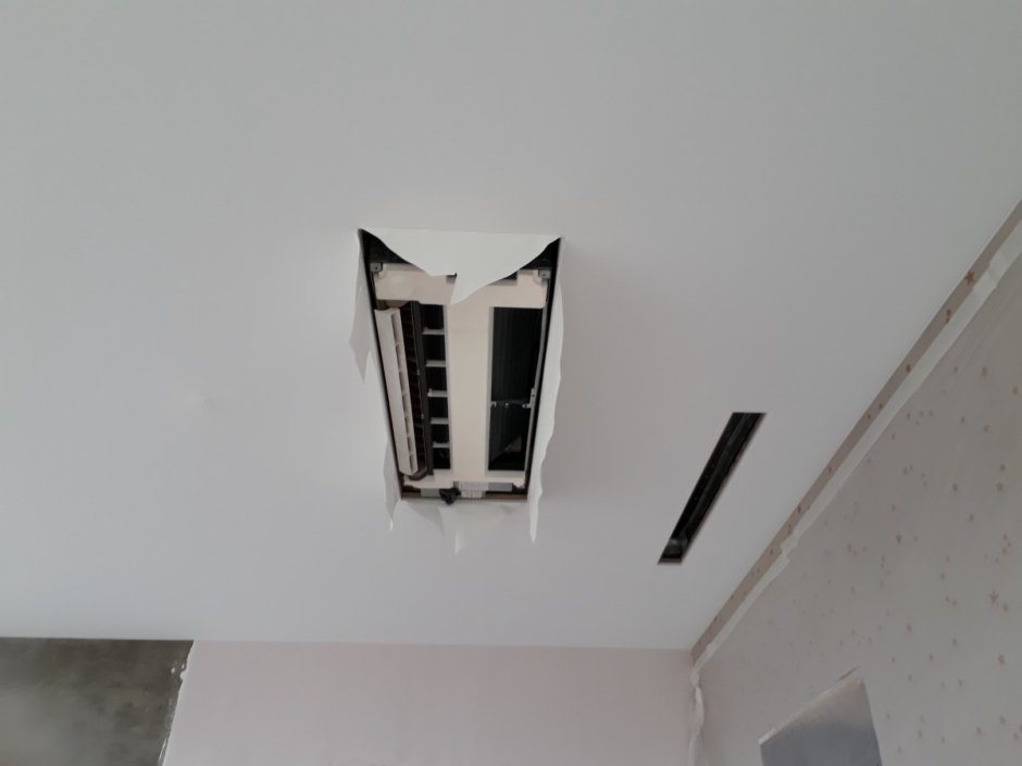 Решетка вентиляции для натяжного потолка