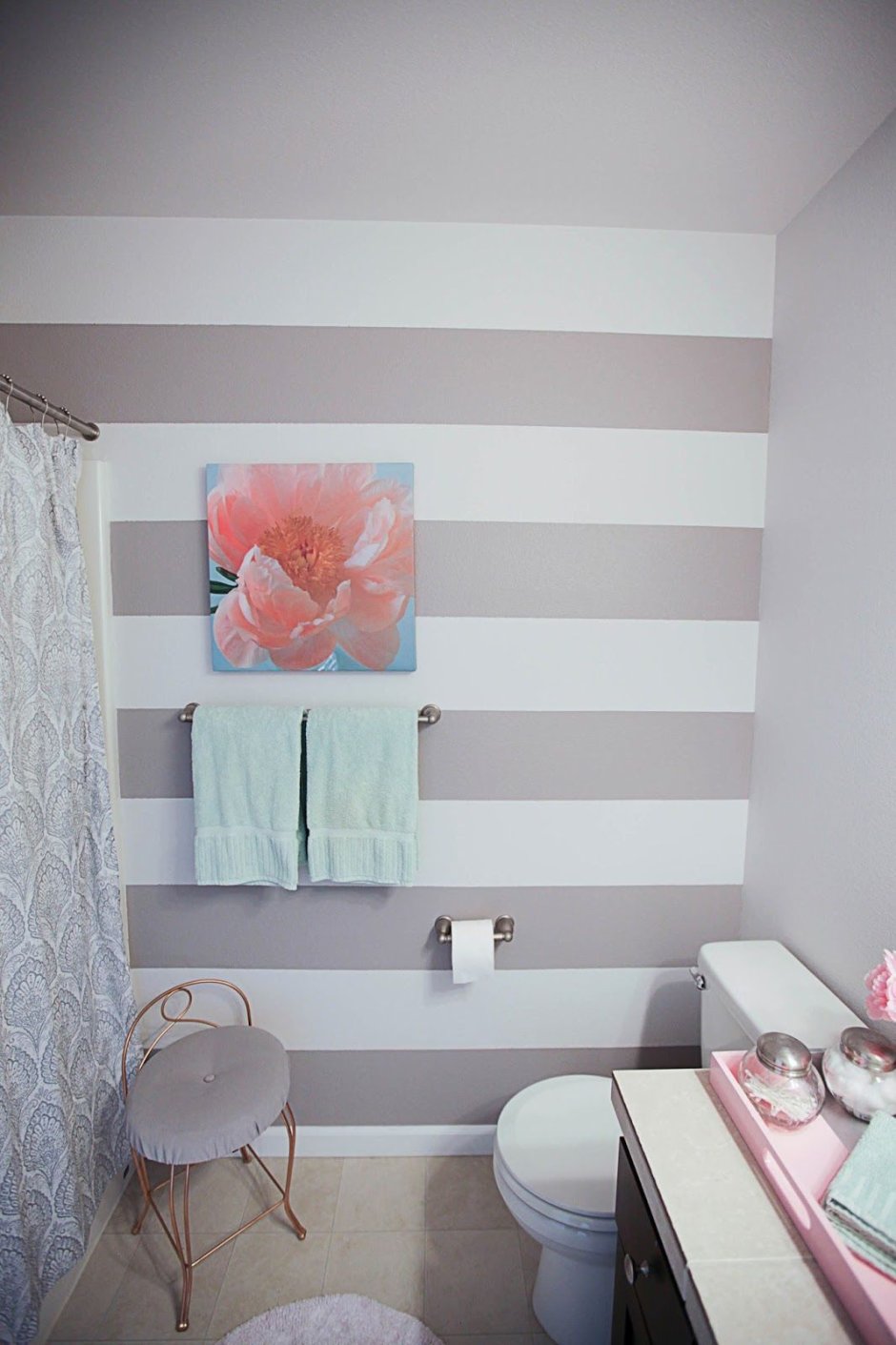 Необычная покраска стен в ванной