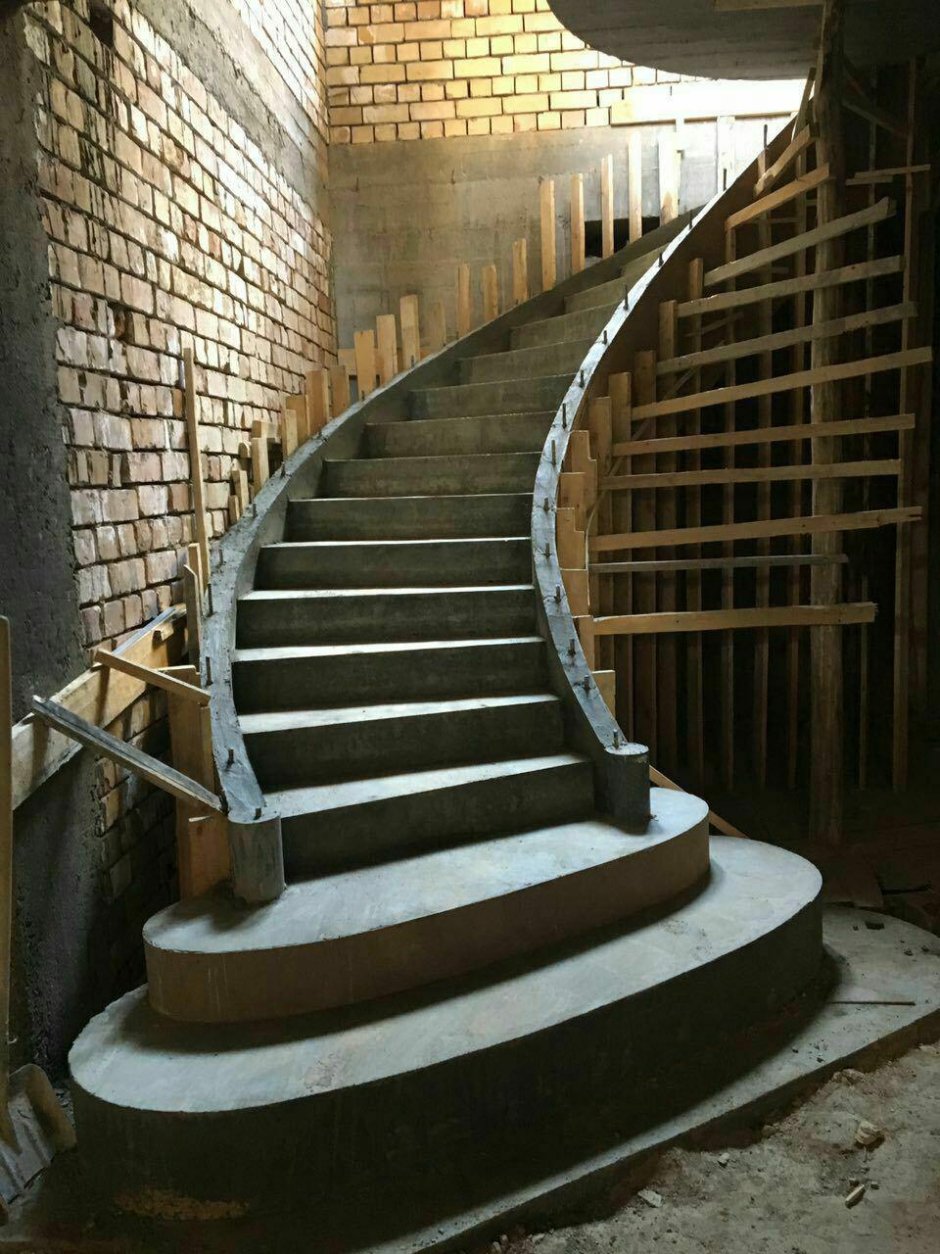 Бетонная лестница Советская